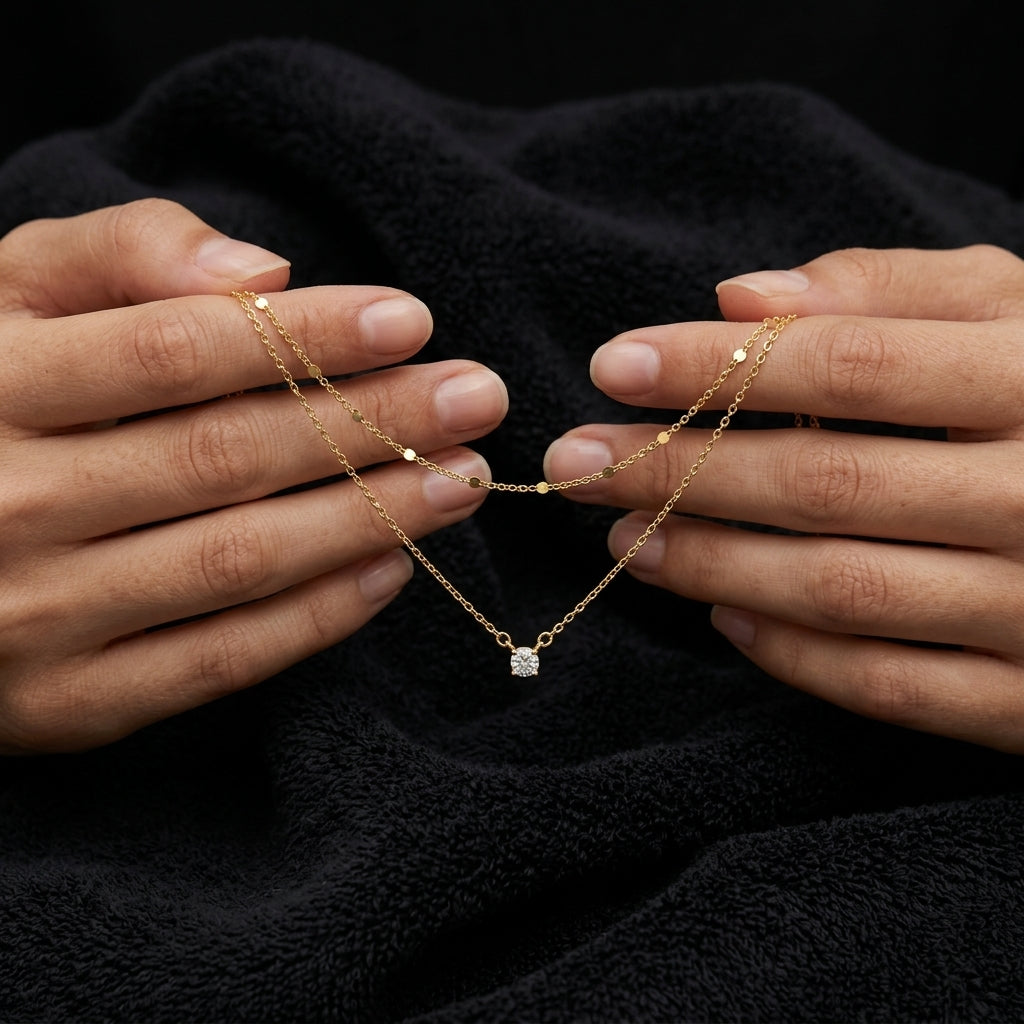 Collar de doble capa con colgante para mujer – Diseño minimalista y elegante